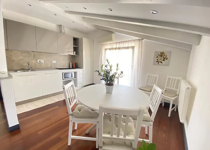 Casa Alda * La Spezia